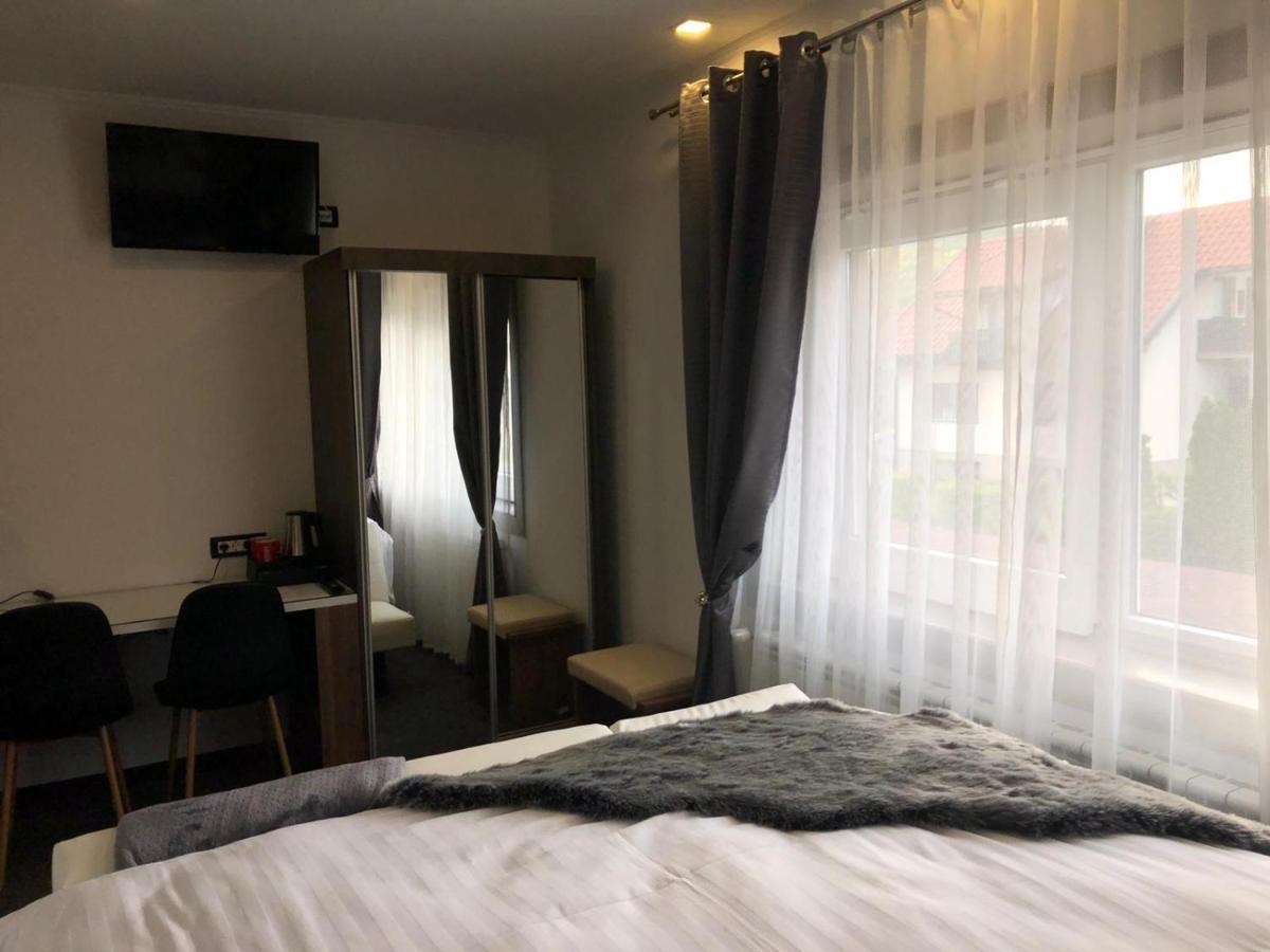 Luxury Rooms Lira Ogulin Kültér fotó